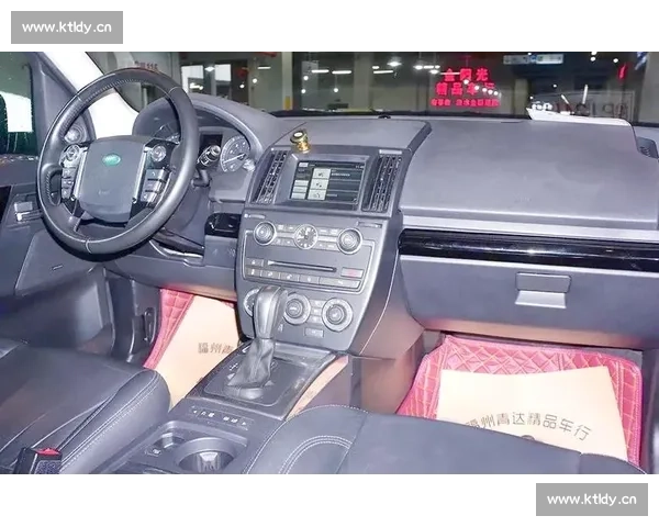 陆虎品牌全新进化:探秘其越野性能与豪华设计的完美融合